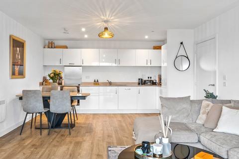 1 bedroom apartment to rent, Spitfire Chase, Walton-on-Thames, KT12