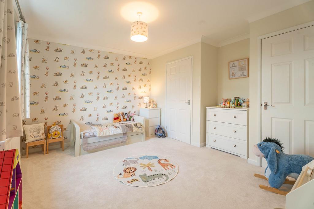 Bedroom to the fore