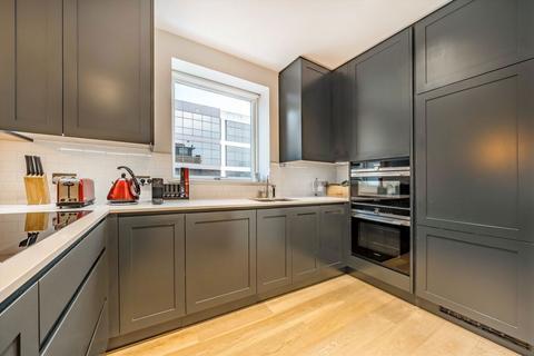 2 bedroom flat to rent, Palladian Gardens, London W4