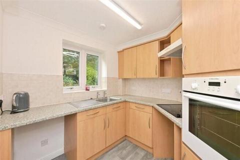 1 bedroom flat for sale, High Street, Waltham Cross EN8