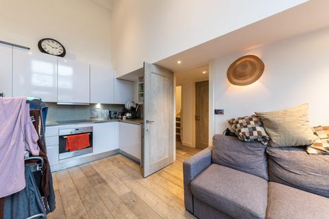 undefined, Wellington Street, Slough SL1