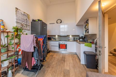 undefined, Wellington Street, Slough SL1