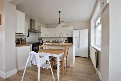 undefined, Paxton Road, Tapton, Chesterfield