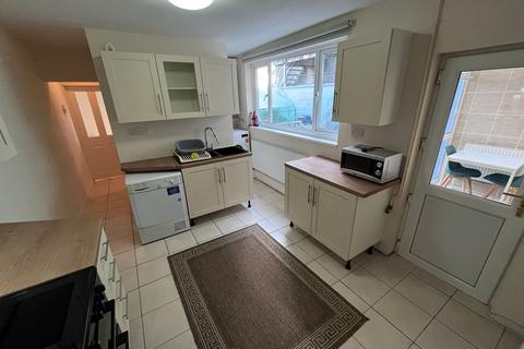 1 bedroom flat to rent, Flat 1, Oystermouth Villa  314 Oystermouth Road Swansea