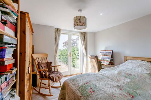 undefined, Kings Drive, Midhurst GU29
