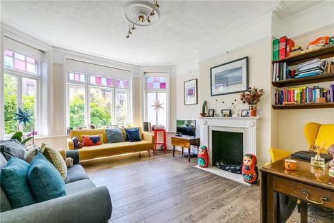 2 bedroom flat to rent, Castelnau Gardens, London SW13