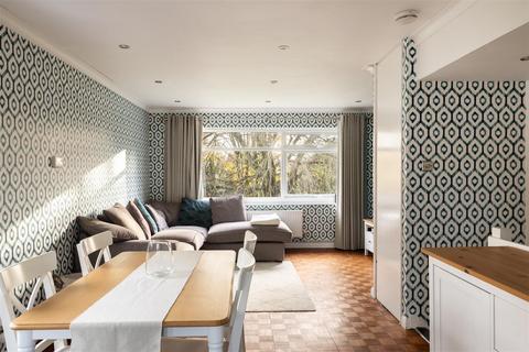 undefined, Doods Place, Reigate