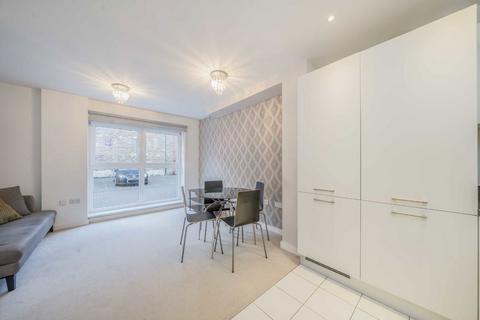 2 bedroom flat for sale, Forge Square, London E14