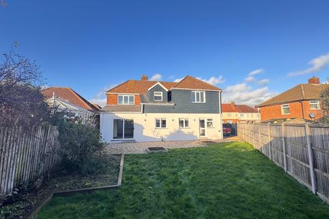 Putteridge Road, Stopsley