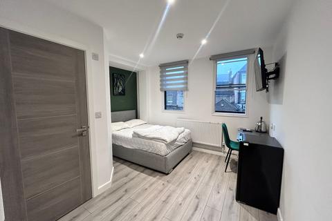 Studio to rent, Cross Street, Peterborough PE1