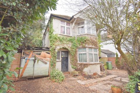 undefined, Rydens Road, Walton-on-Thames, KT12