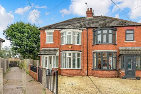 3 bedroom semi-detached house for sale, Silverdale Road, Hull HU6