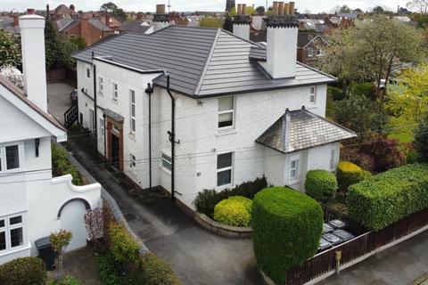 2 bedroom flat to rent, Flat 3 28 Trowell Grove, Long Eaton, Nottingham