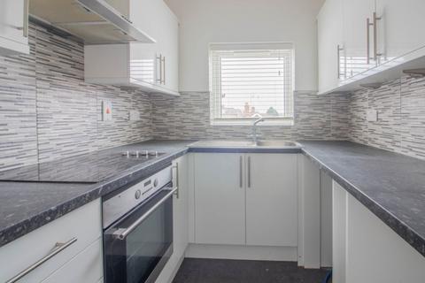 2 bedroom flat to rent, Flat 3 28 Trowell Grove, Long Eaton, Nottingham