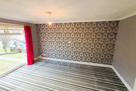 4 bedroom terraced house to rent, 61 Barnhill Road, Dumbarton, G82 2SD