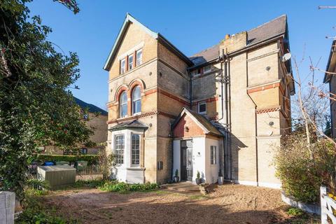 undefined, The Avenue, Worcester Park, KT4