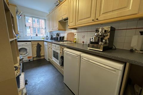 1 bedroom flat to rent, Amwell Street, London EC1R