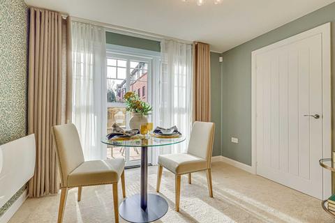 undefined, Chalkwell Avenue, Westcliff-on-Sea, SS0