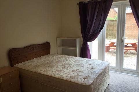 3 bedroom house share to rent, Roe Drive, Norwich, Norwich