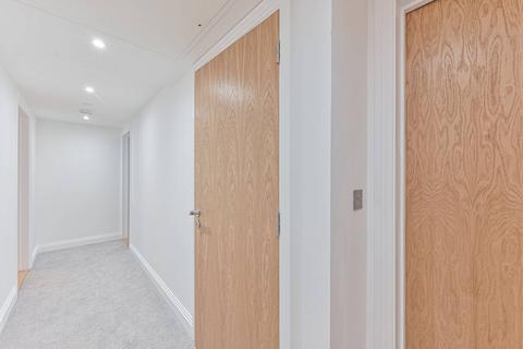 2 bedroom flat to rent, Creek Road, Greenwich, London, SE8