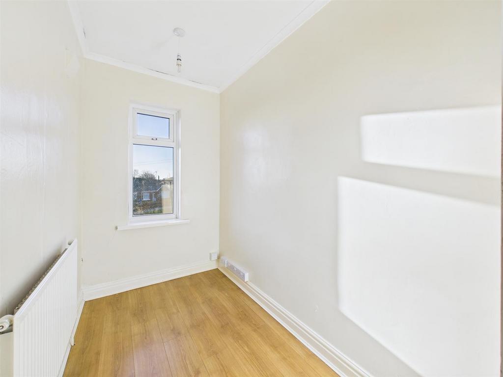 Bedroom: