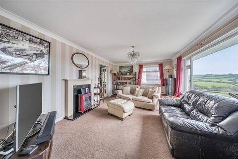 undefined, North Molton
