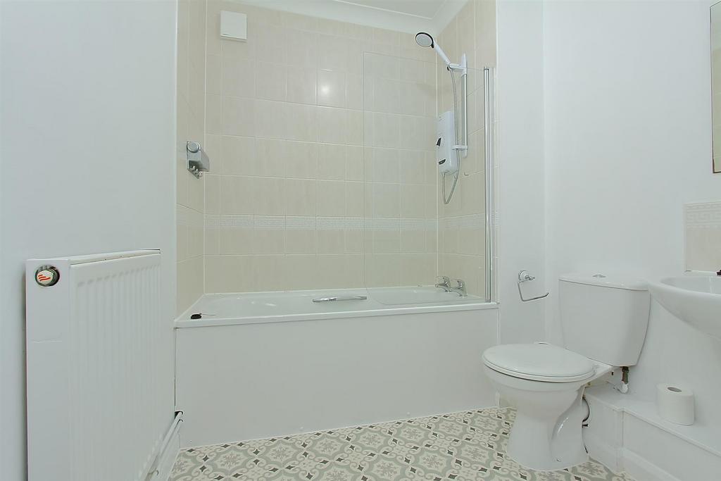 8 kingsway house PH12.JPG