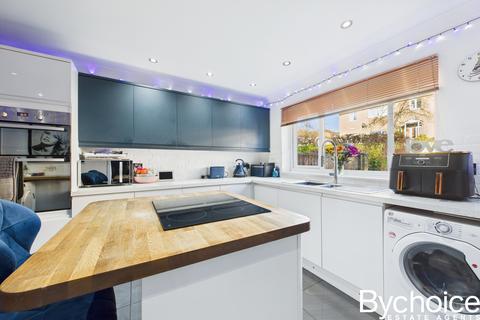 3 bedroom terraced house for sale, Gannet Close, Haverhill, Suffolk