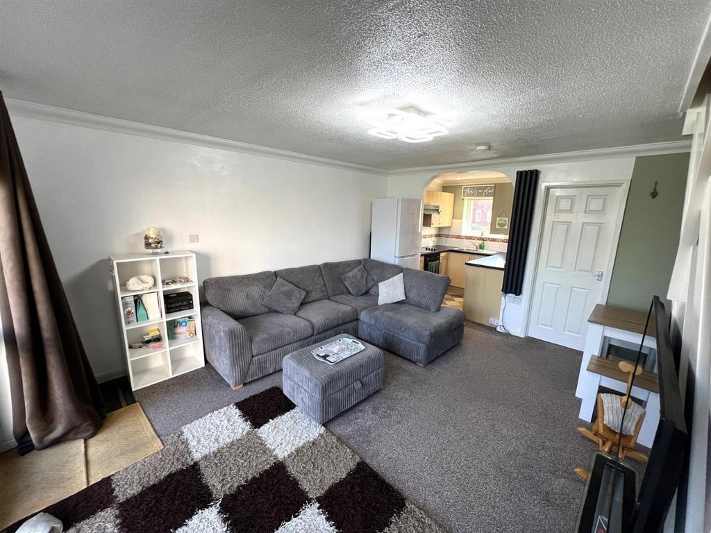 Lounge 3.jpg