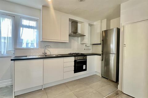 undefined, Rostrevor Gardens, Hayes UB3