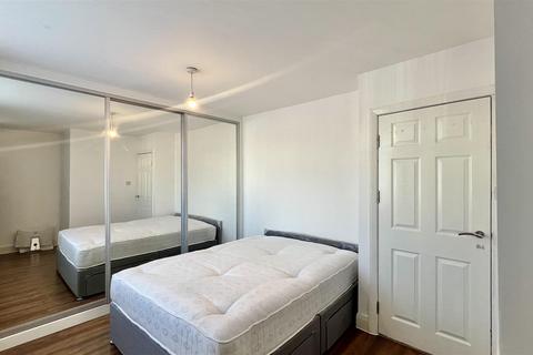 undefined, Rostrevor Gardens, Hayes UB3