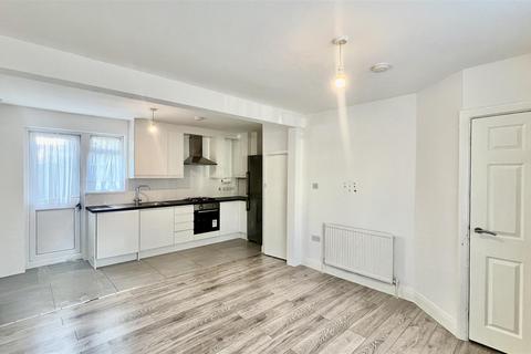 undefined, Rostrevor Gardens, Hayes UB3