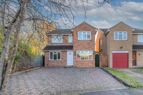 undefined, Inglewood Close, HORNCHURCH