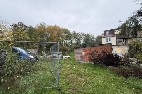 undefined, Brookside Gardens, Enfield, EN1