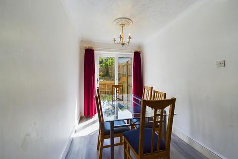 5 bedroom house to rent, Baden Road, Brighton