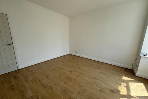 3 bedroom terraced house to rent, Bulkington Road, Warwickshire CV12