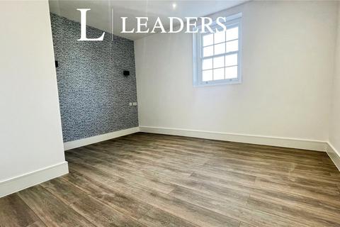 3 bedroom house to rent, East Street, Rochford, Essex, SS4