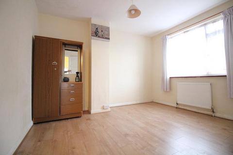 undefined, Apple Tree Avenue, West Drayton