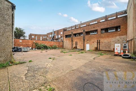 undefined, Kingston Broadway, Shoreham-By-Sea