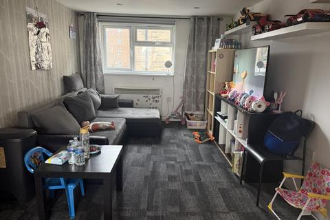 1 bedroom flat to rent, 59 Waterfall Road, London N11