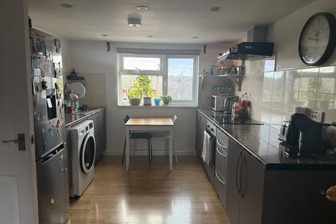 1 bedroom flat to rent, 59 Waterfall Road, London N11