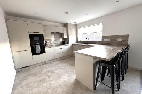 undefined, Wester Mavisbank Avenue, Airdrie ML6