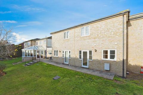 2 bedroom retirement property for sale, Hart Road, Benfleet SS7