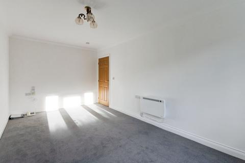 2 bedroom retirement property for sale, Hart Road, Benfleet SS7