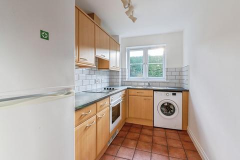2 bedroom retirement property for sale, Hart Road, Benfleet SS7
