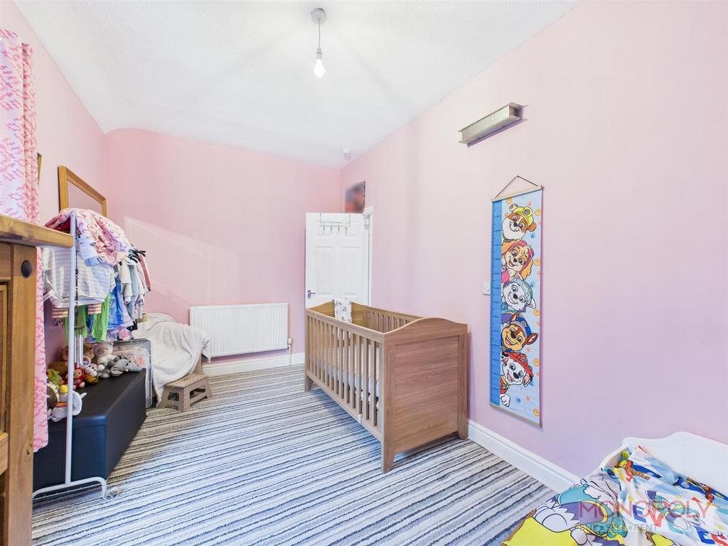 CAM04439 G0-PR0188-STILL010.jpg