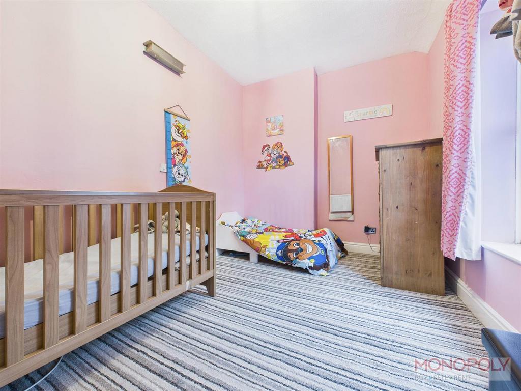 CAM04439 G0-PR0188-STILL012.jpg