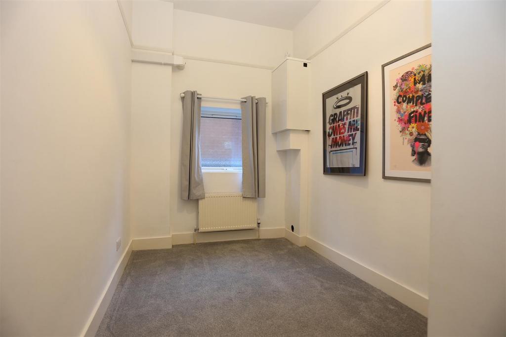 2a, 2 Preston Park Ave (12).JPG