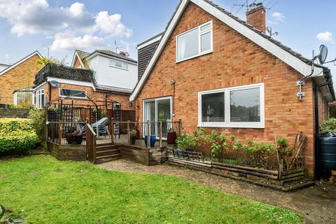 4 bedroom detached house for sale, St Andrews Way,  Marlow,  SL7