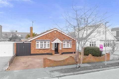 Meadway, Canvey Island SS8